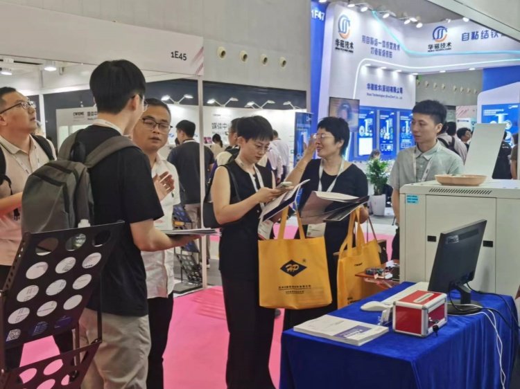 1729846720682753.jpg 1729584120121656.jpg